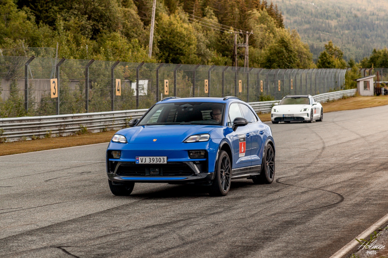 Porsche Macan Electric på bane